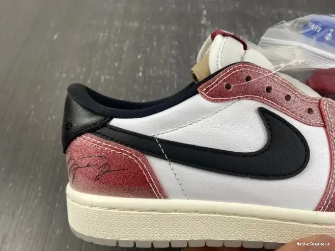 MaikeSneakers ROOM 'RED BLACK' JORDAN OG TROPHY LOW AIR FN0432-017 1 X 0421